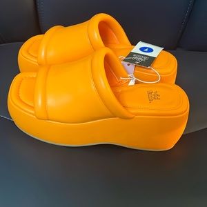 WILD FABLE ORANGE PLATFORM SHOES